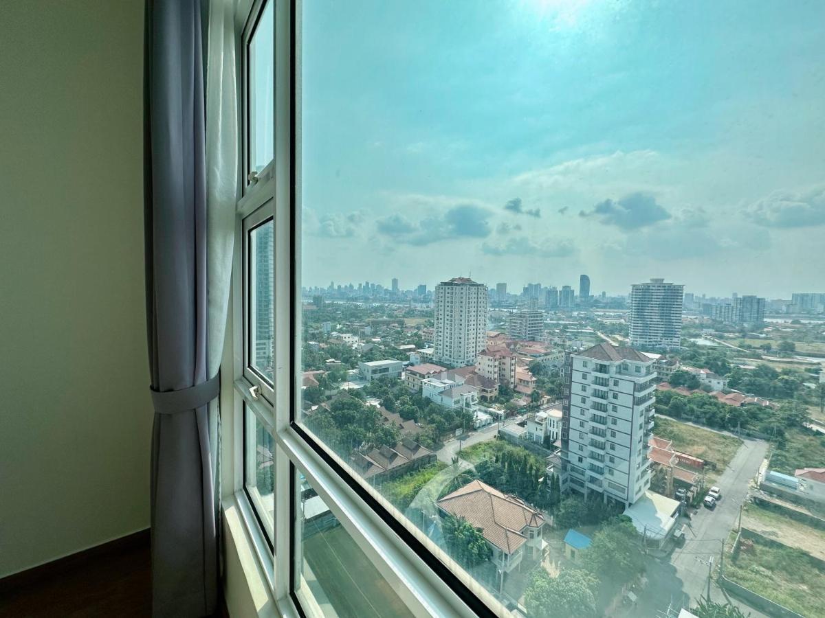Infinity 28 Hotel And Residence Phnom Penh Exterior foto