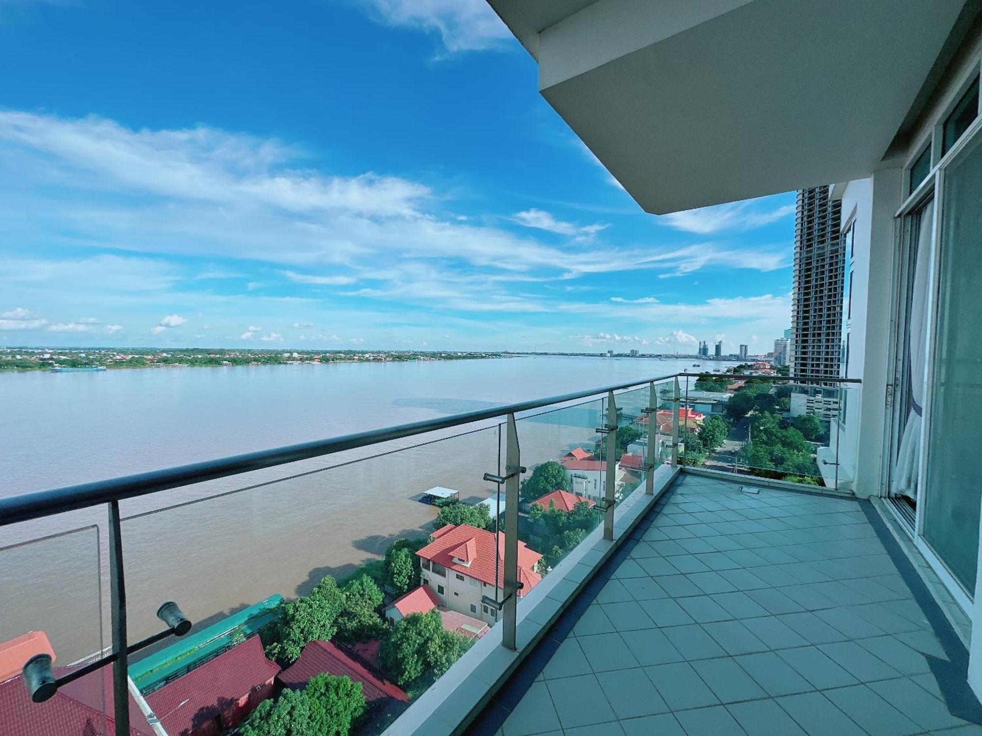 Infinity 28 Hotel And Residence Phnom Penh Exterior foto